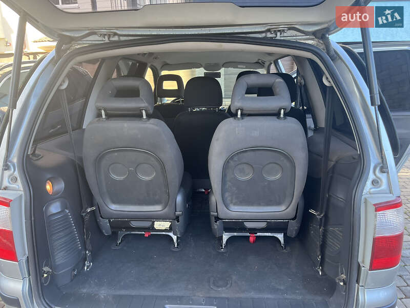 Мінівен Ford Galaxy 2003 в Івано-Франківську