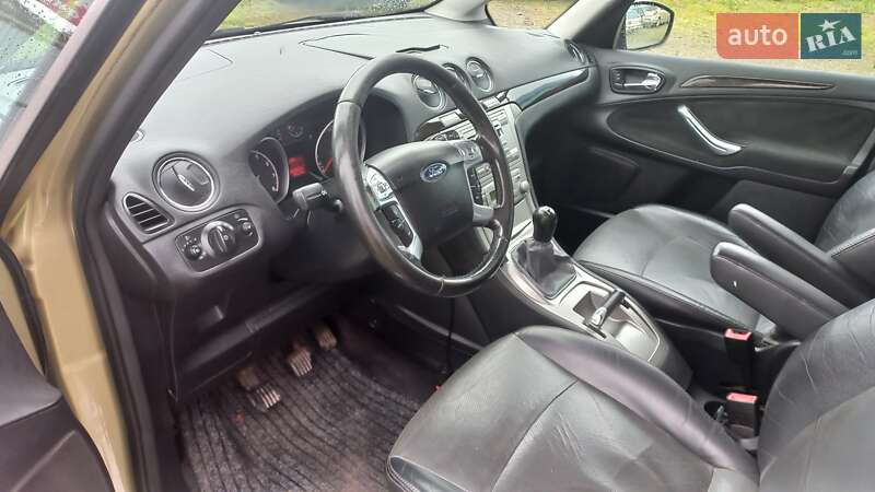 Мінівен Ford Galaxy 2006 в Сокалі