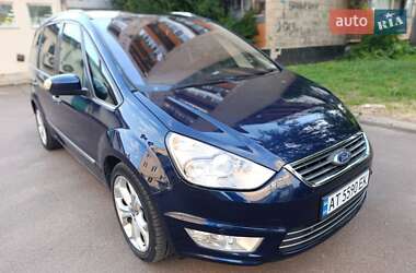 Минивэн Ford Galaxy 2010 в 