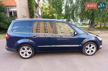 Минивэн Ford Galaxy 2010 в 