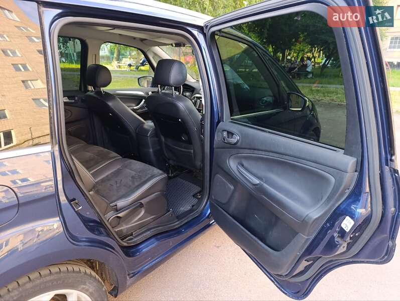 Минивэн Ford Galaxy 2010 в Ивано-Франковске