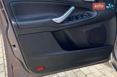 Минивэн Ford Galaxy 2013 в 