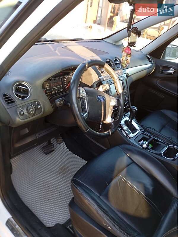 Минивэн Ford Galaxy 2014 в Сарнах