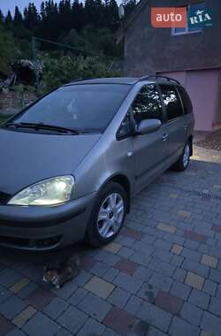 Минивэн Ford Galaxy 2002 в 
