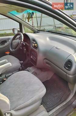 Минивэн Ford Galaxy 1997 в 