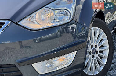 Минивэн Ford Galaxy 2014 в 