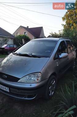 Минивэн Ford Galaxy 2003 в 