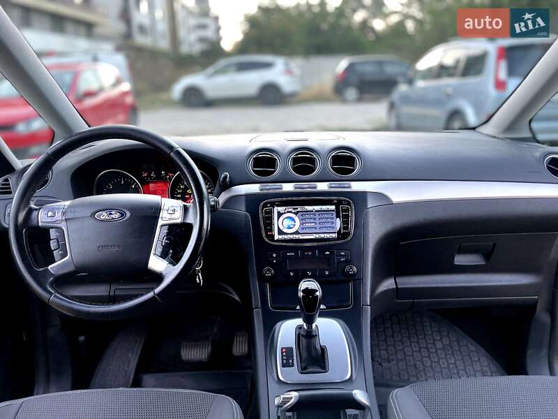 Минивэн Ford Galaxy 2013 в Измаиле фото 11 Минивэн Ford Galaxy 2013 в Измаиле