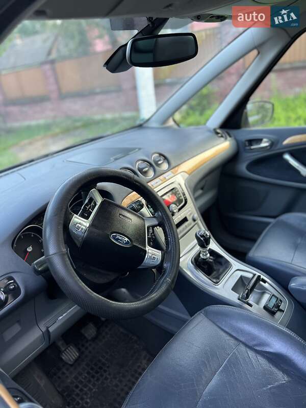 Мінівен Ford Galaxy 2007 в Сваляві