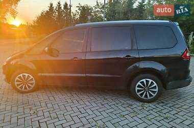 Минивэн Ford Galaxy 2011 в 
