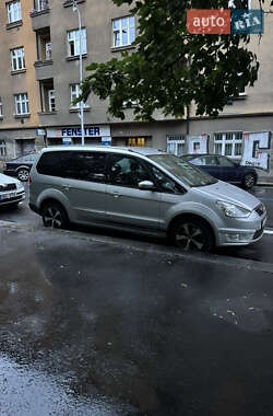 Мінівен Ford Galaxy 2010 в Івано-Франківську