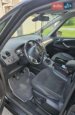 Минивэн Ford Galaxy 2014 в 