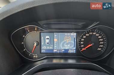 Минивэн Ford Galaxy 2014 в 