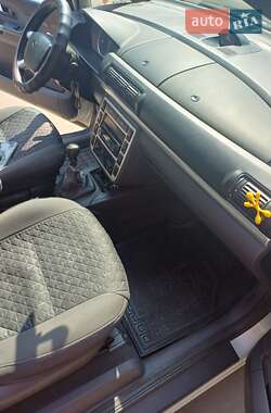 Минивэн Ford Galaxy 2003 в 