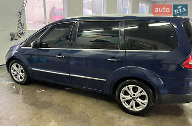 Минивэн Ford Galaxy 2013 в 