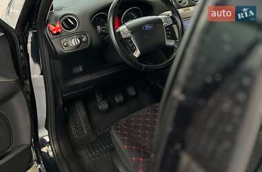 Минивэн Ford Galaxy 2010 в 