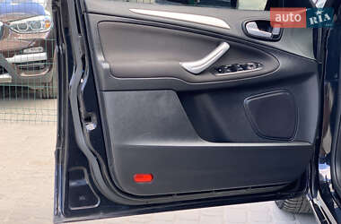 Минивэн Ford Galaxy 2013 в 