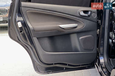 Минивэн Ford Galaxy 2013 в 