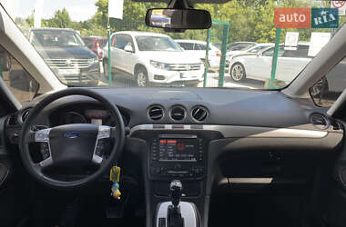 Минивэн Ford Galaxy 2013 в 