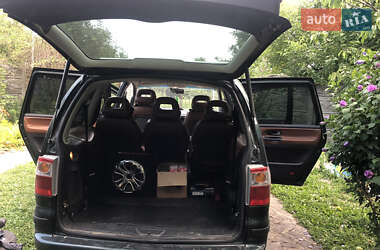 Минивэн Ford Galaxy 2003 в 