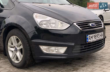 Минивэн Ford Galaxy 2010 в 