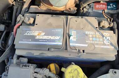 Минивэн Ford Galaxy 2002 в 