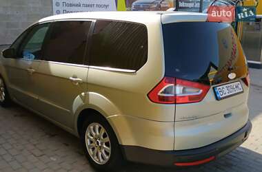 Минивэн Ford Galaxy 2008 в 