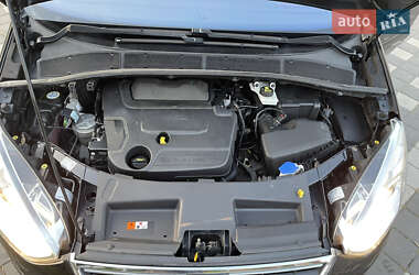 Минивэн Ford Galaxy 2014 в 