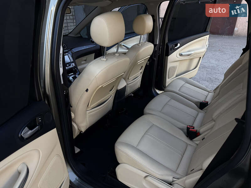 Минивэн Ford Galaxy 2011 в Днепре