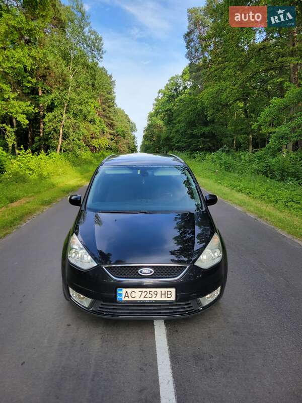 Мінівен Ford Galaxy 2007 в Ківерцях