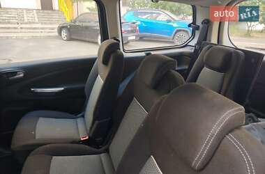 Минивэн Ford Galaxy 2013 в 