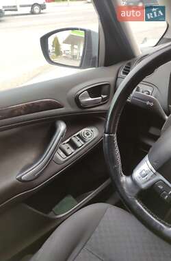 Минивэн Ford Galaxy 2009 в 