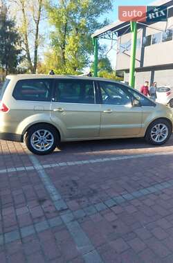 Мінівен Ford Galaxy 2006 в Запоріжжі