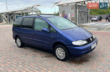 Минивэн Ford Galaxy 2000 в 