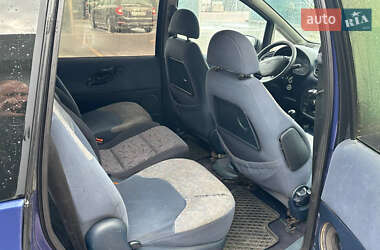 Минивэн Ford Galaxy 2000 в 