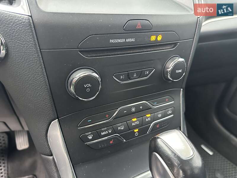 Минивэн Ford Galaxy 2017 в Киеве