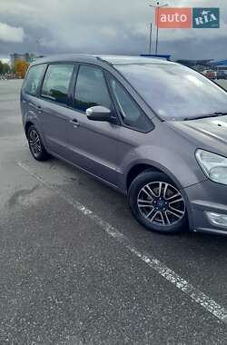 Минивэн Ford Galaxy 2013 в 