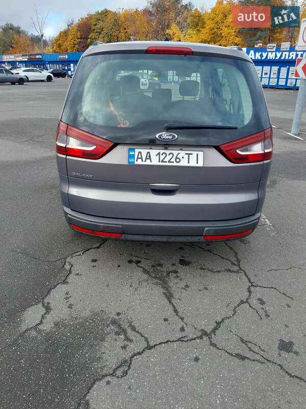 Минивэн Ford Galaxy 2013 в Киеве