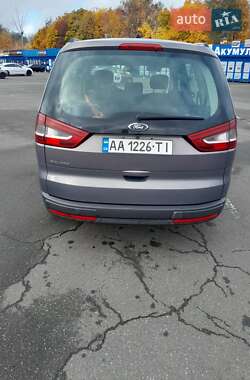 Минивэн Ford Galaxy 2013 в 