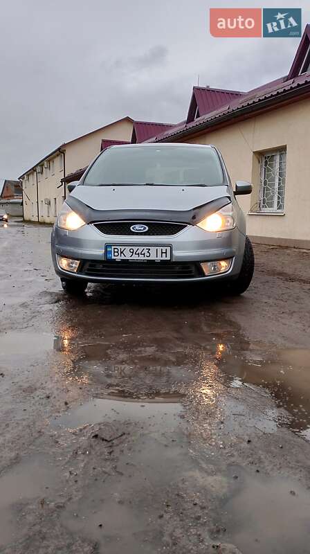 Мінівен Ford Galaxy 2010 в Рівному фото 7 Мінівен Ford Galaxy 2010 в Рівному