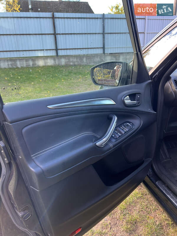 Мінівен Ford Galaxy 2010 в Сарнах