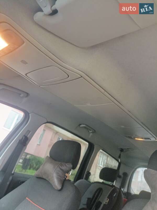 Мінівен Ford Galaxy 2007 в Луцьку