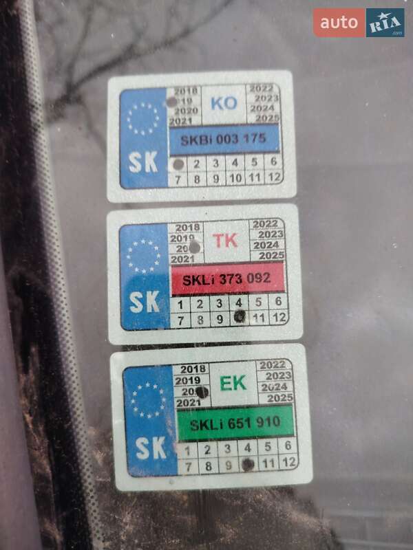 Минивэн Ford Galaxy 2004 в Ужгороде