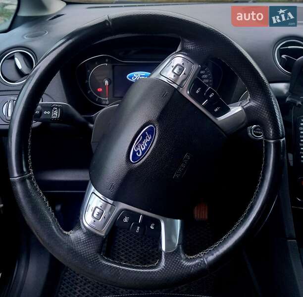 Минивэн Ford Galaxy 2011 в Лубнах