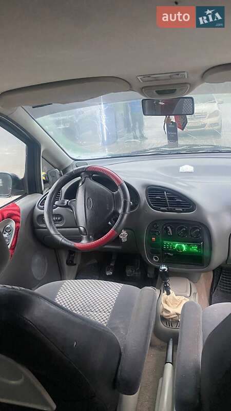 Минивэн Ford Galaxy 2000 в Золочеве