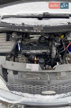 Минивэн Ford Galaxy 2004 в Ратным