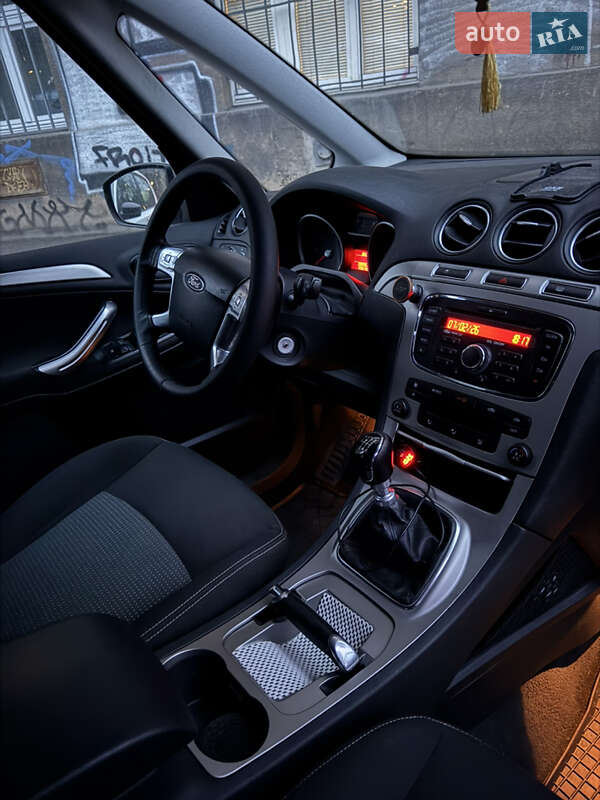 Минивэн Ford Galaxy 2010 в Ивано-Франковске фото 7 Минивэн Ford Galaxy 2010 в Ивано-Франковске