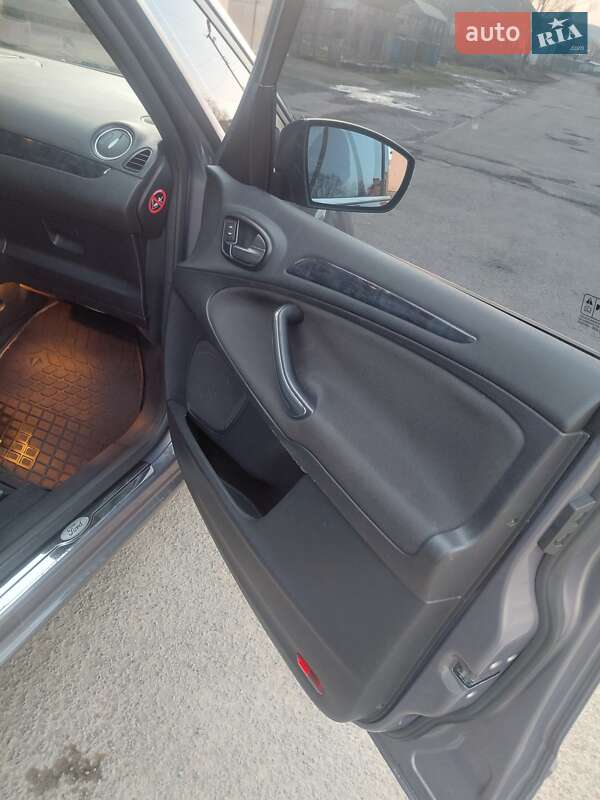 Минивэн Ford Galaxy 2011 в Иршаве фото 17 Минивэн Ford Galaxy 2011 в Иршаве