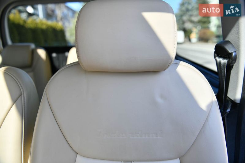 Минивэн Ford Galaxy 2011 в Яворове