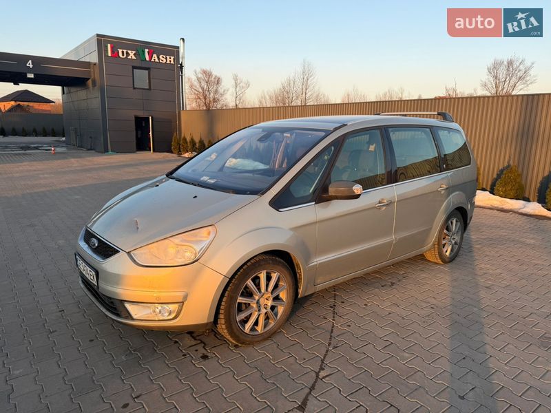 Минивэн Ford Galaxy 2008 в Черновцах